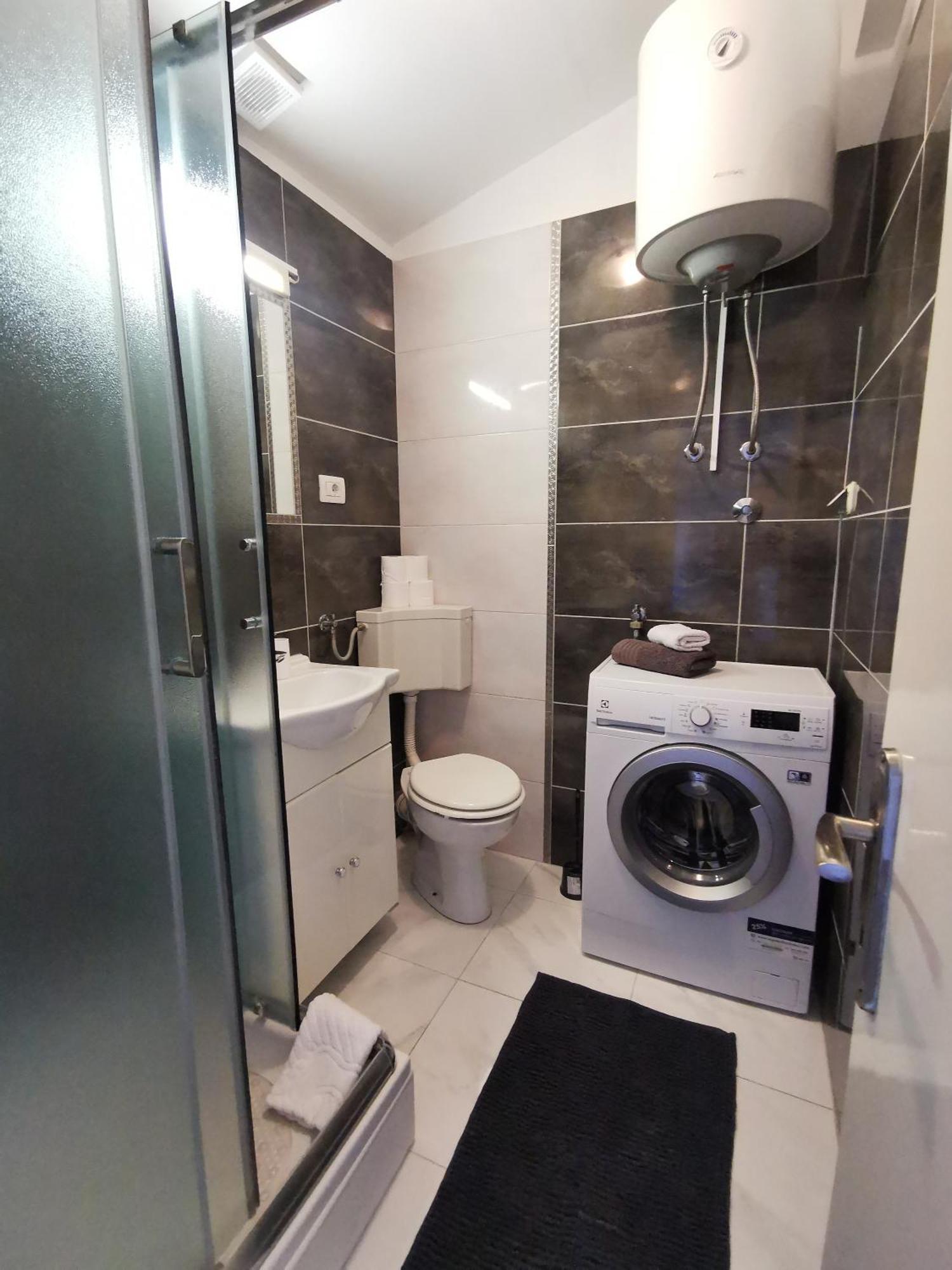 Katy Apartman